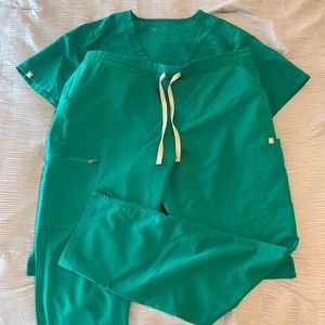 Hunter Green Size Large Figs Scrub Top and Bottom